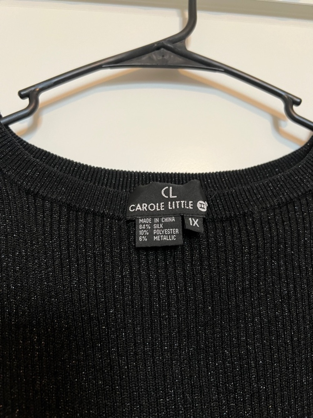 Carole Little Black Metallic Ribbed Shell Top - Picture 2 of 3